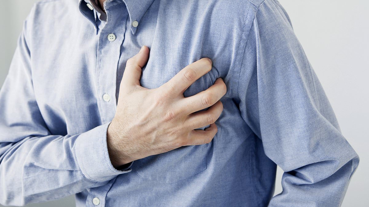 People with early signs of diabetes can slash their risk of death by 26 per cent if stave off a full diagnosis of the disease by four years, study suggests