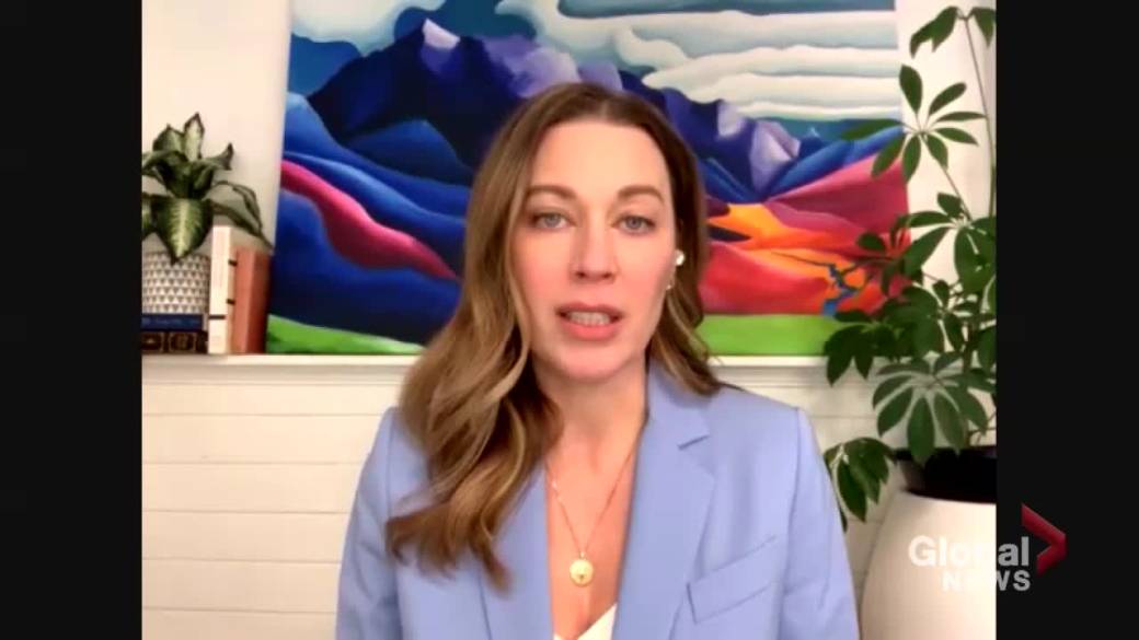 Click to play video: 'Health-care workers are at burn out limit: Canadian Medical Association president'