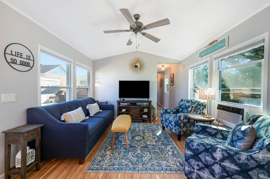 The living area.